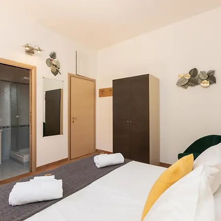 Turati By In Apartman *