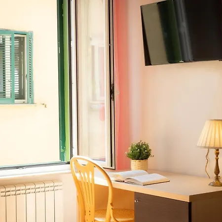 Turati By In * Róma